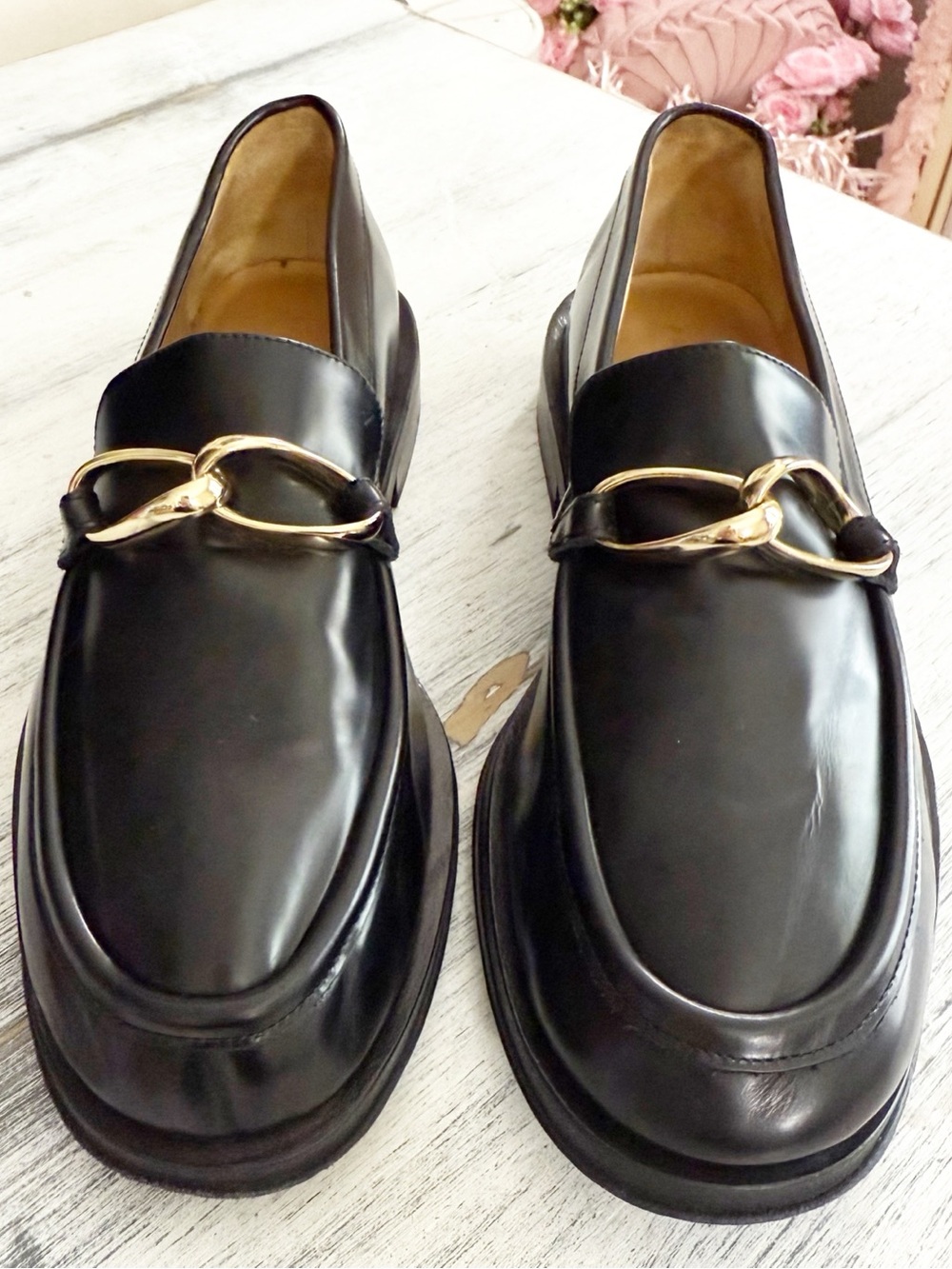 Frame Black Leather Loafers with Gold Horsebit hardwear size 37